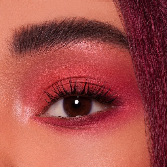 Venus XL Eyeshadow Palette - Picture 11 of 15